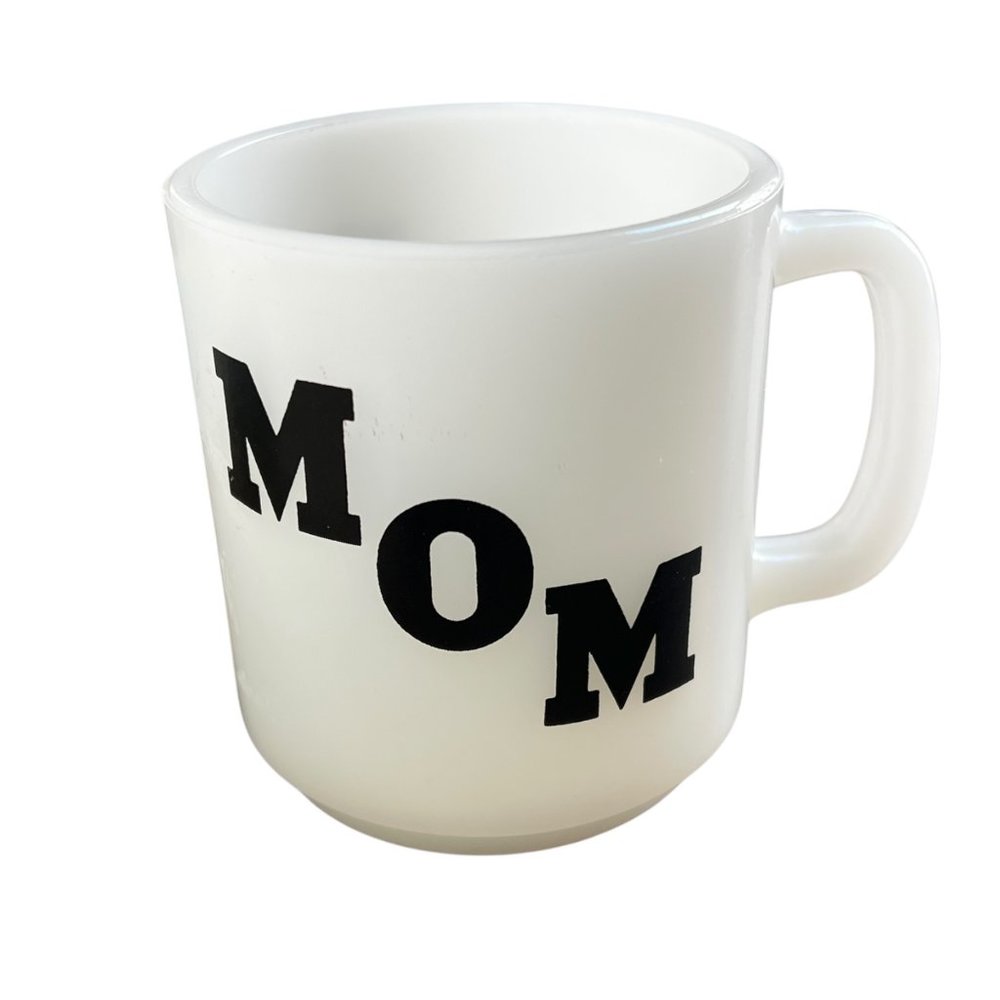 Vintage Glasbake "Mom" White Milk Glass Mug With Poem